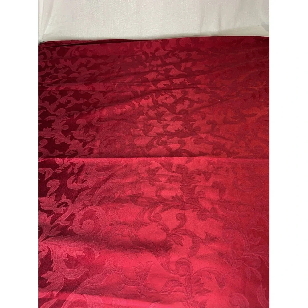Red Cranberry Damask Jacquard Fabric Rectangle Tablecloth 82